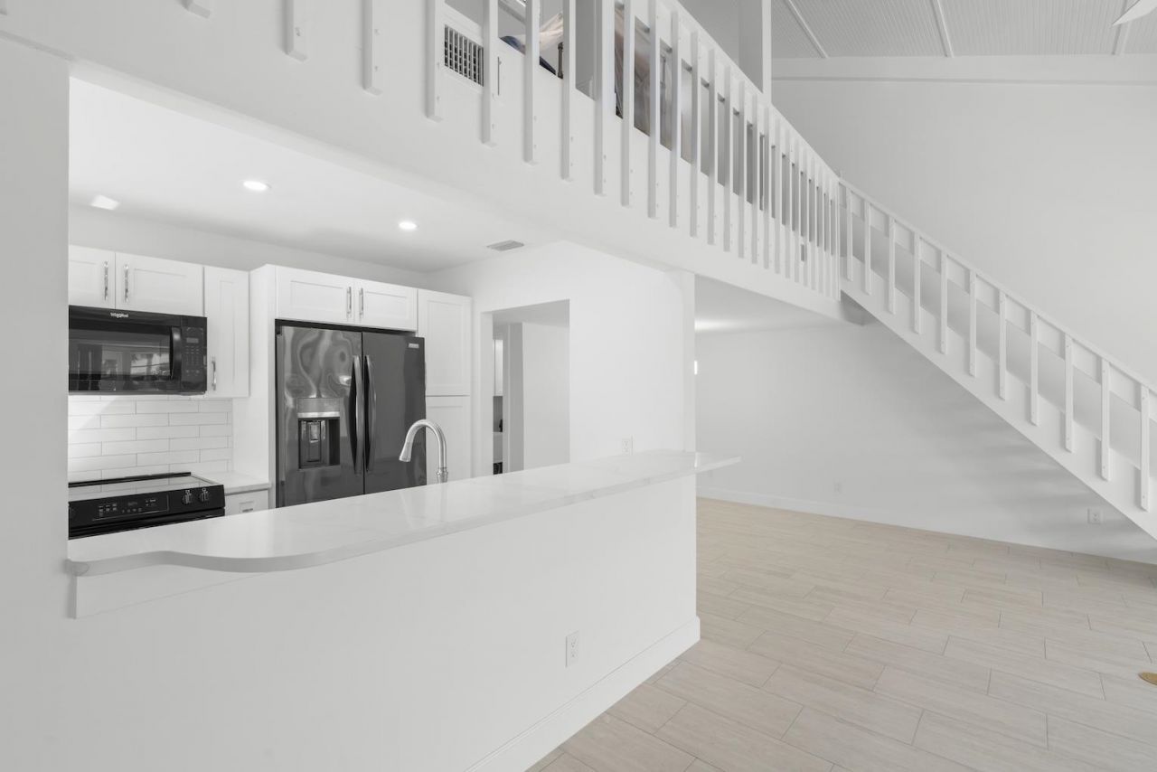 736 Donax St, Unit 6, Sanibel, FL 33957 Photo