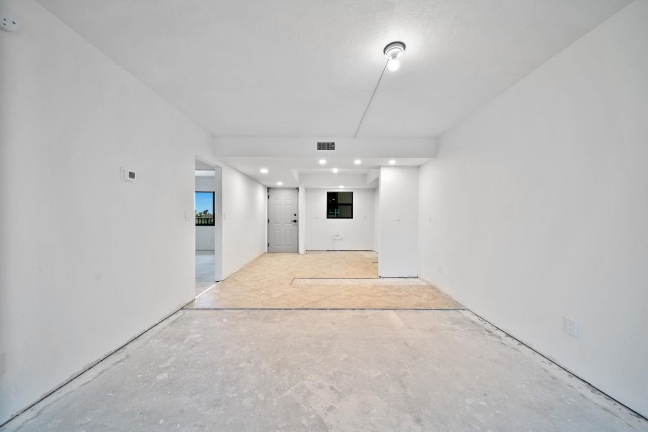 2737 W Gulf Dr, Unit 122, Sanibel, FL 33957 Photo