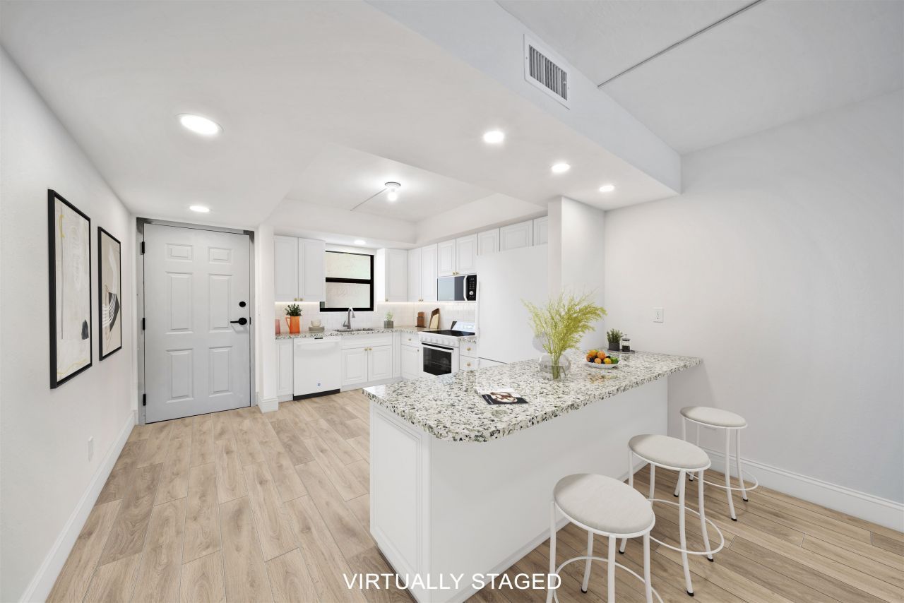 2737 W Gulf Dr, Unit 122, Sanibel, FL 33957 Photo