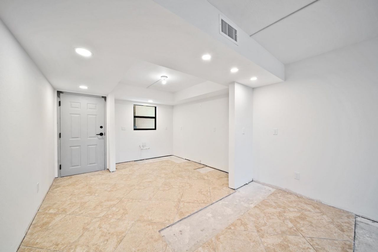 2737 W Gulf Dr, Unit 122, Sanibel, FL 33957 Photo