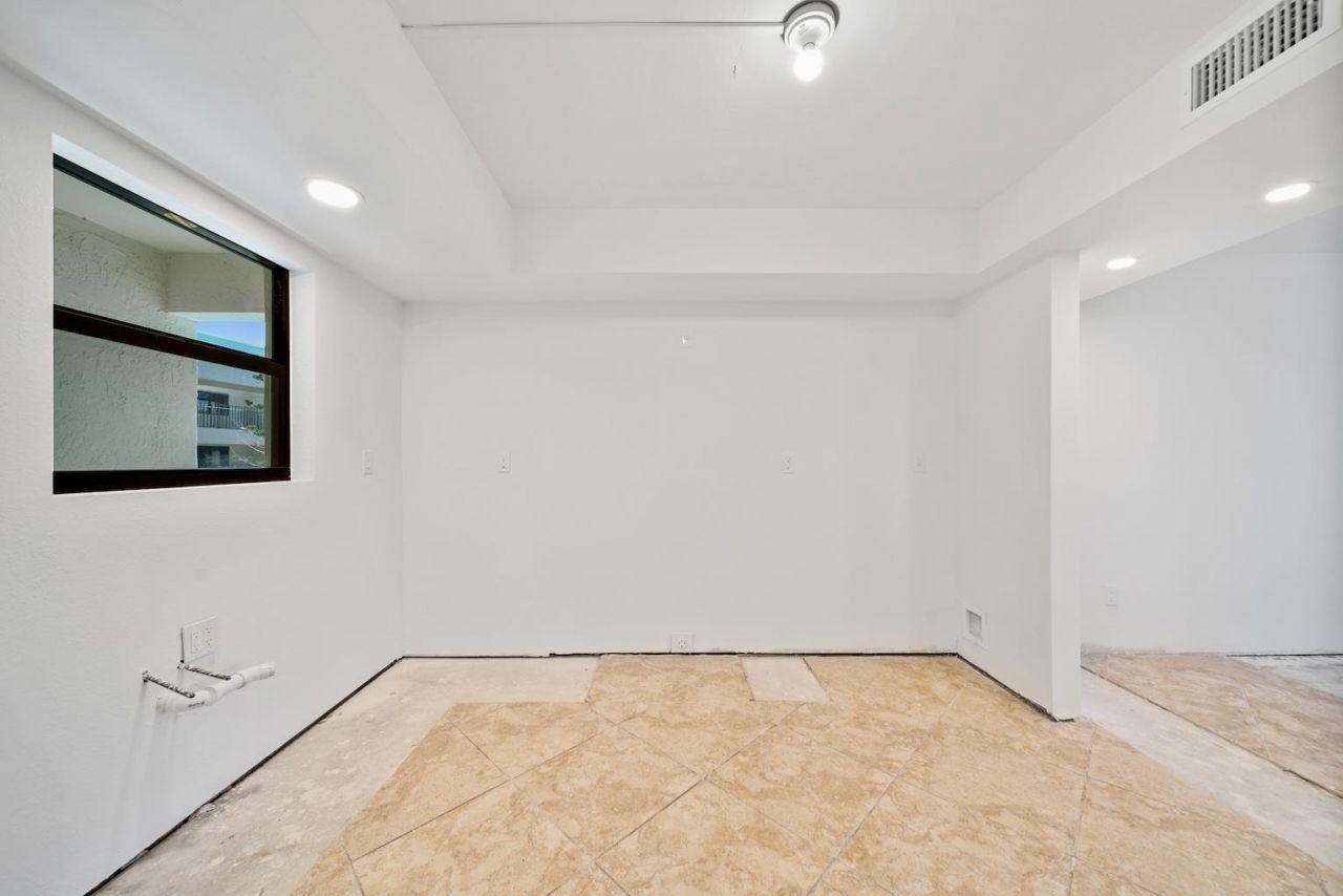 2737 W Gulf Dr, Unit 122, Sanibel, FL 33957 Photo