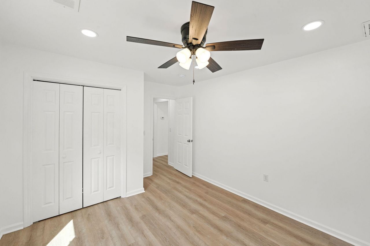 1268 Carolina Avenue Photo 21