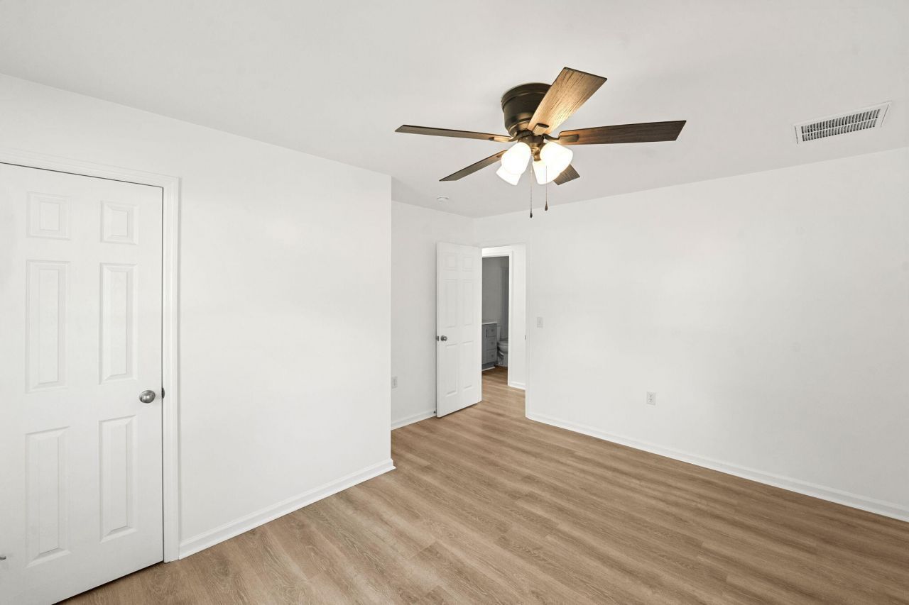 1268 Carolina Avenue Photo 23