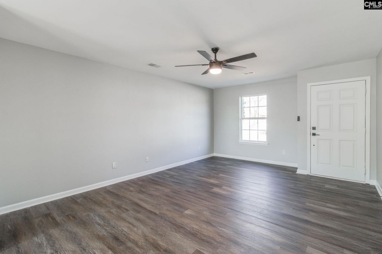 1120 Waverly Place Drive Photo 8