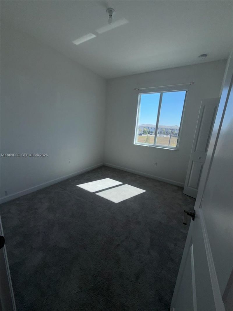 679 SE 13th St Cir , Unit 679, Homestead, FL 33034 Photo