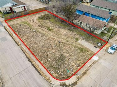 1702 Nomas Street, Dallas, TX 75212