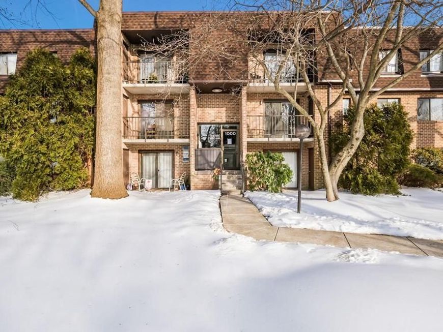 1011 Valley Drive, Unit 1011, West Chester, PA 19382 Main Photo