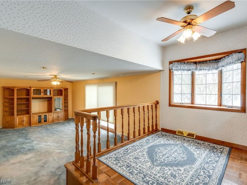 6366 Dunfield Drive, Mayfield Heights, OH 44124 Photo 21