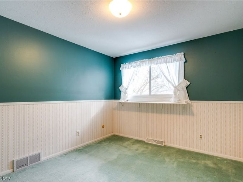 6366 Dunfield Drive, Mayfield Heights, OH 44124 Photo 45