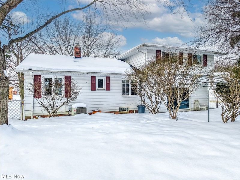 6366 Dunfield Drive, Mayfield Heights, OH 44124 Photo 5