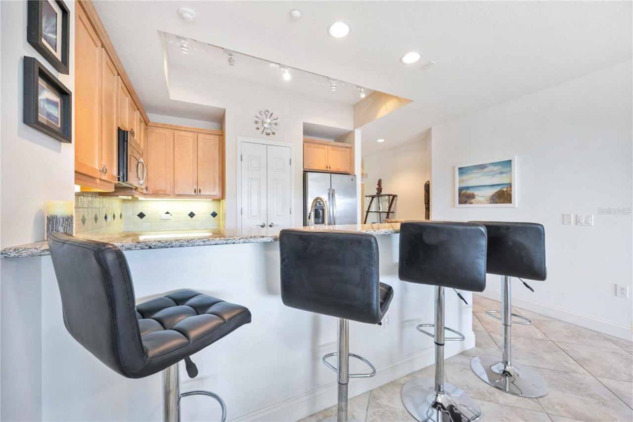 7702 Lake Vista Court, Unit 305, Lakewood Ranch, FL 34202 Photo