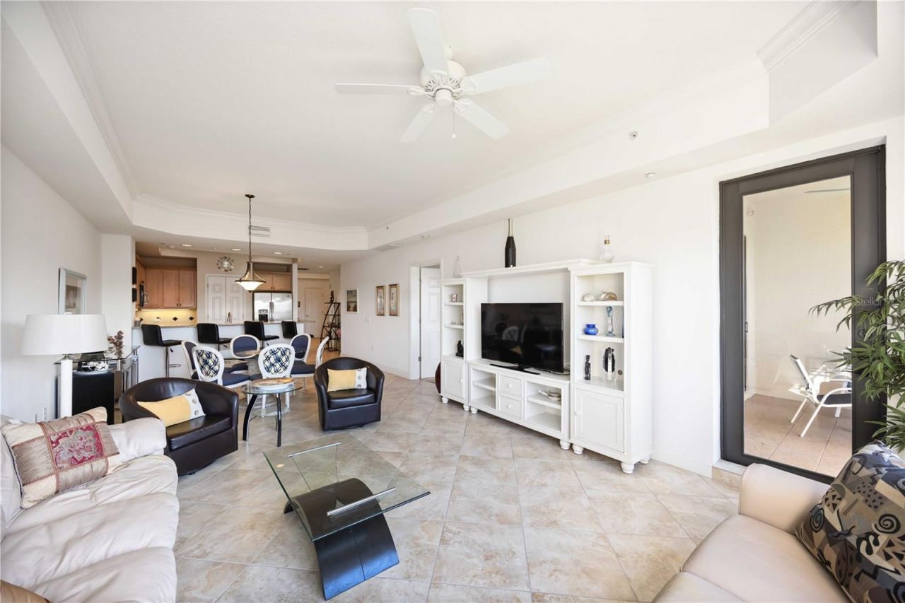 7702 Lake Vista Court, Unit 305, Lakewood Ranch, FL 34202 Photo