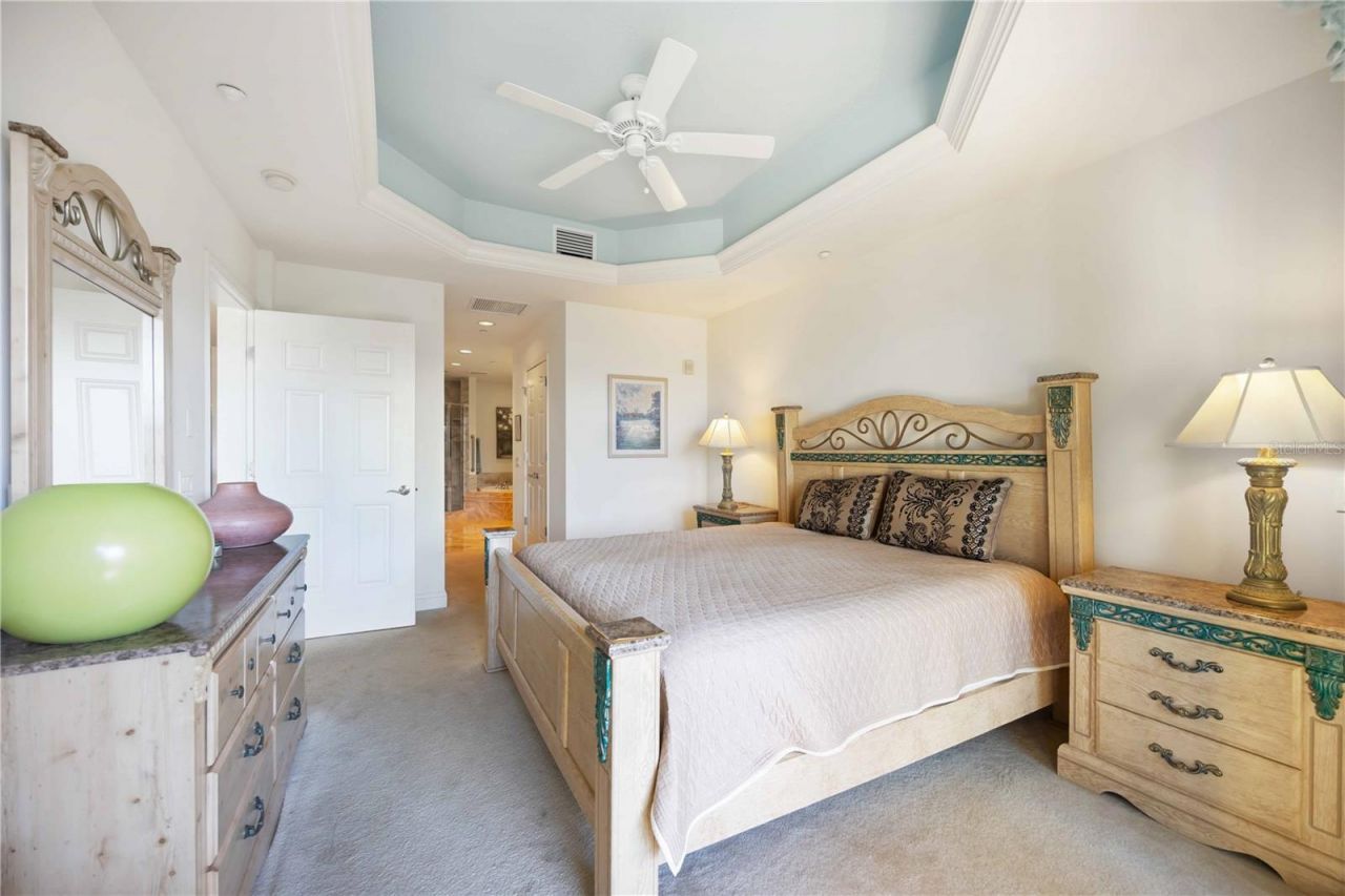 7702 Lake Vista Court, Unit 305, Lakewood Ranch, FL 34202 Photo