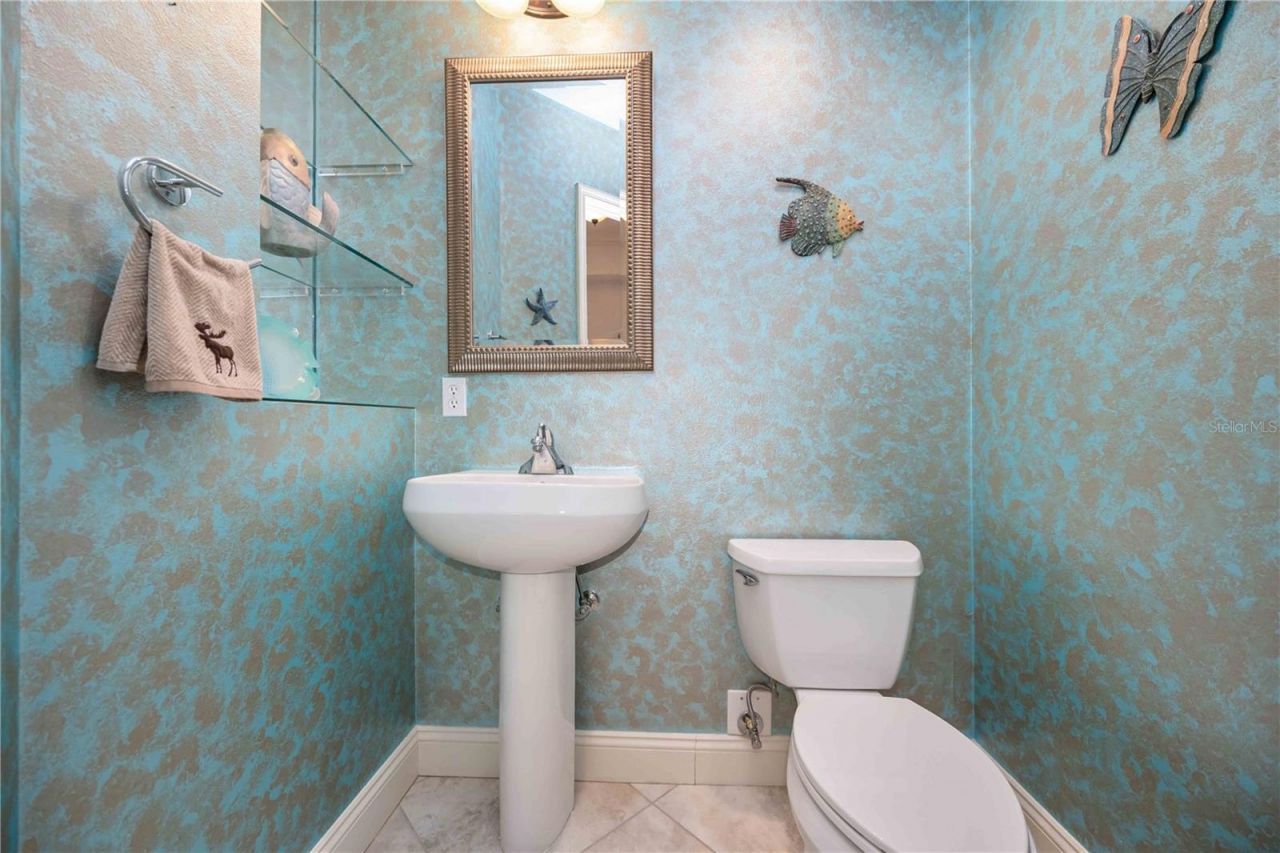 7702 Lake Vista Court, Unit 305, Lakewood Ranch, FL 34202 Photo