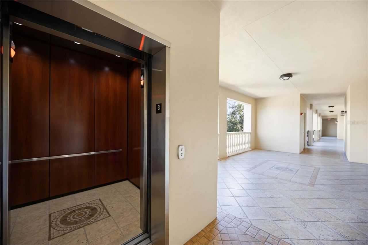 7702 Lake Vista Court, Unit 305, Lakewood Ranch, FL 34202 Photo