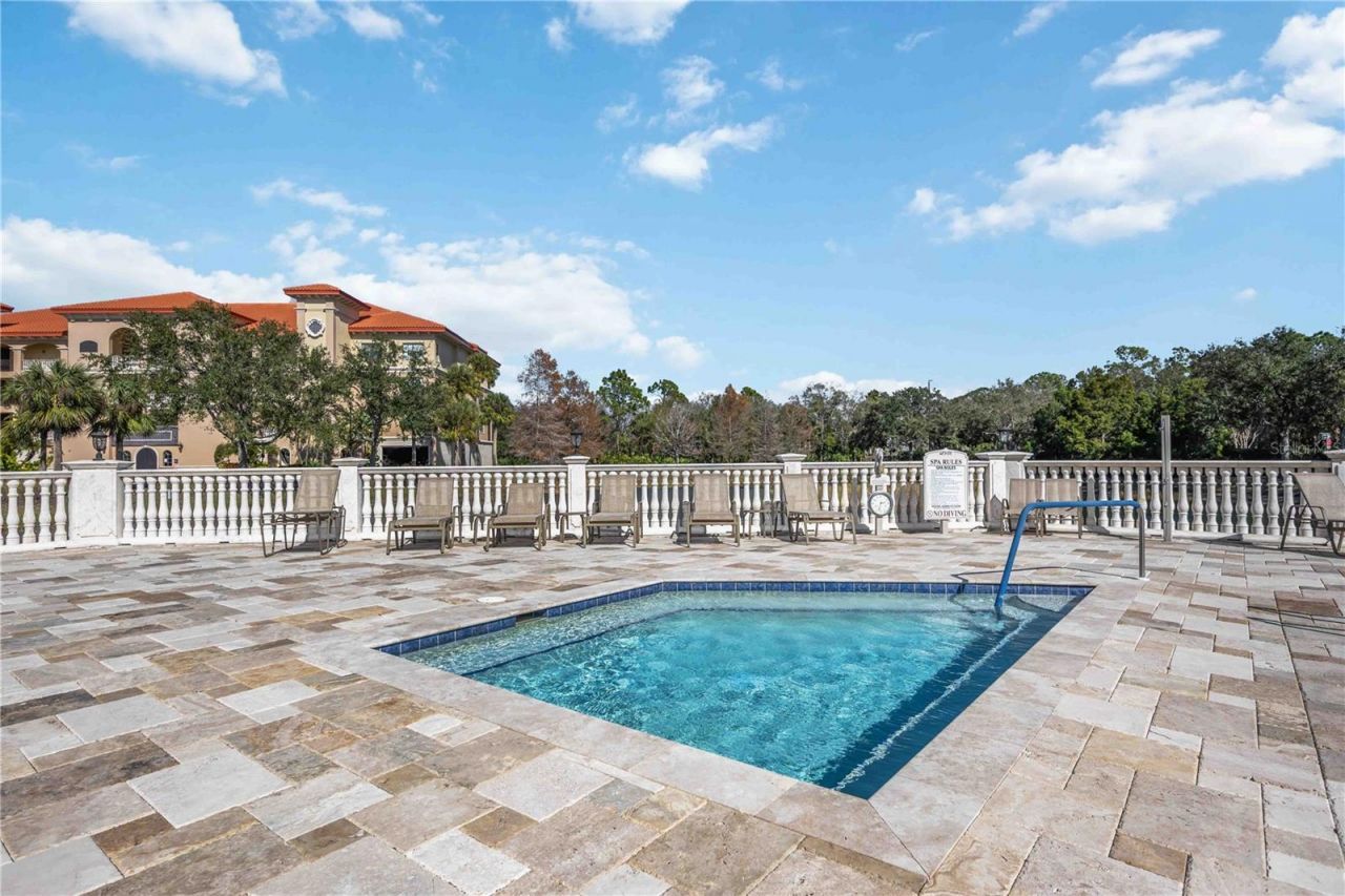 7702 Lake Vista Court, Unit 305, Lakewood Ranch, FL 34202 Photo