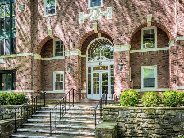 10 Brooklands , Unit 5G, Bronxville, NY 10708