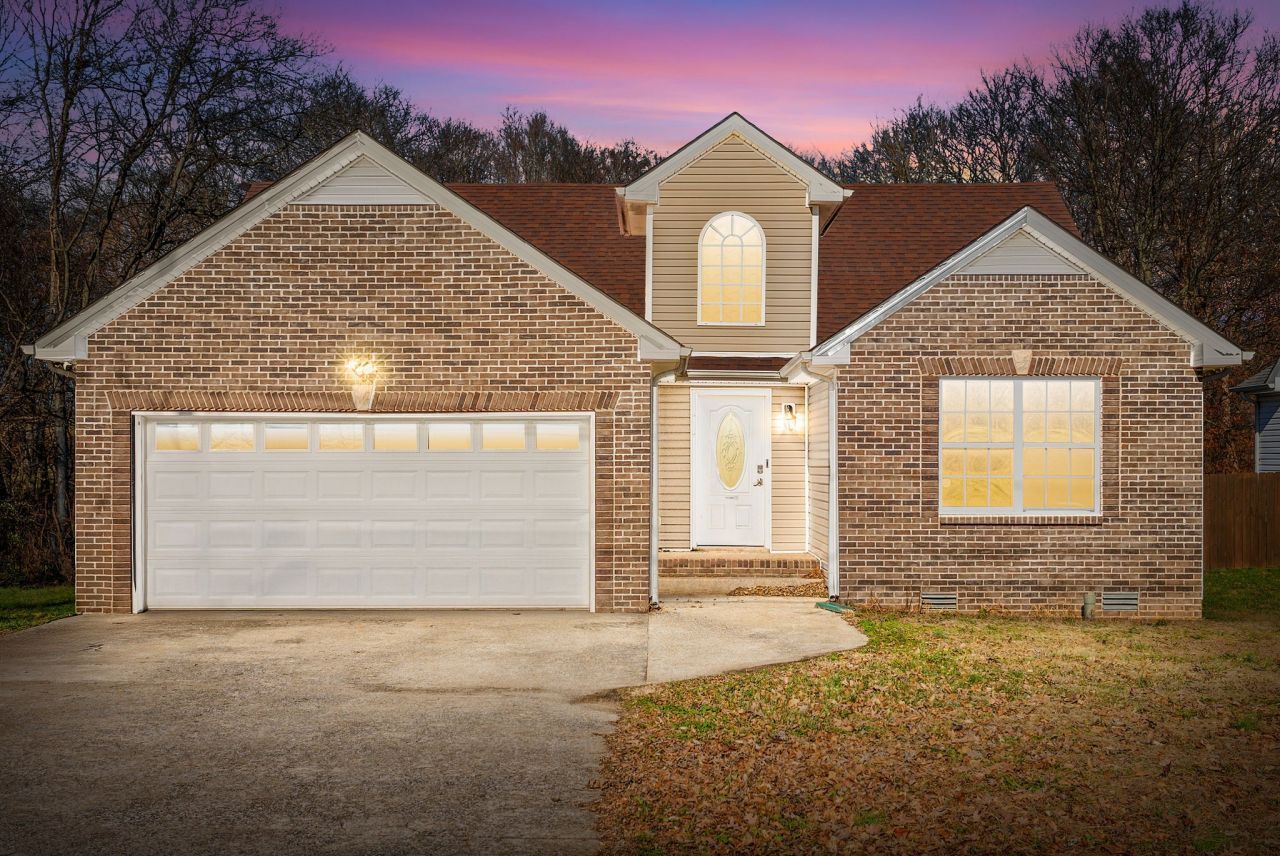 1897 Sage Meadow Ln, Clarksville, TN 37040 Main Photo