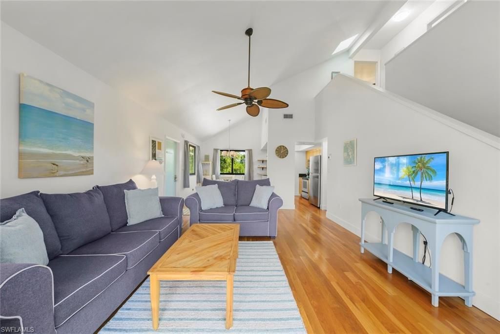 984 Greenwood Ct S, Sanibel, FL 33957 Photo