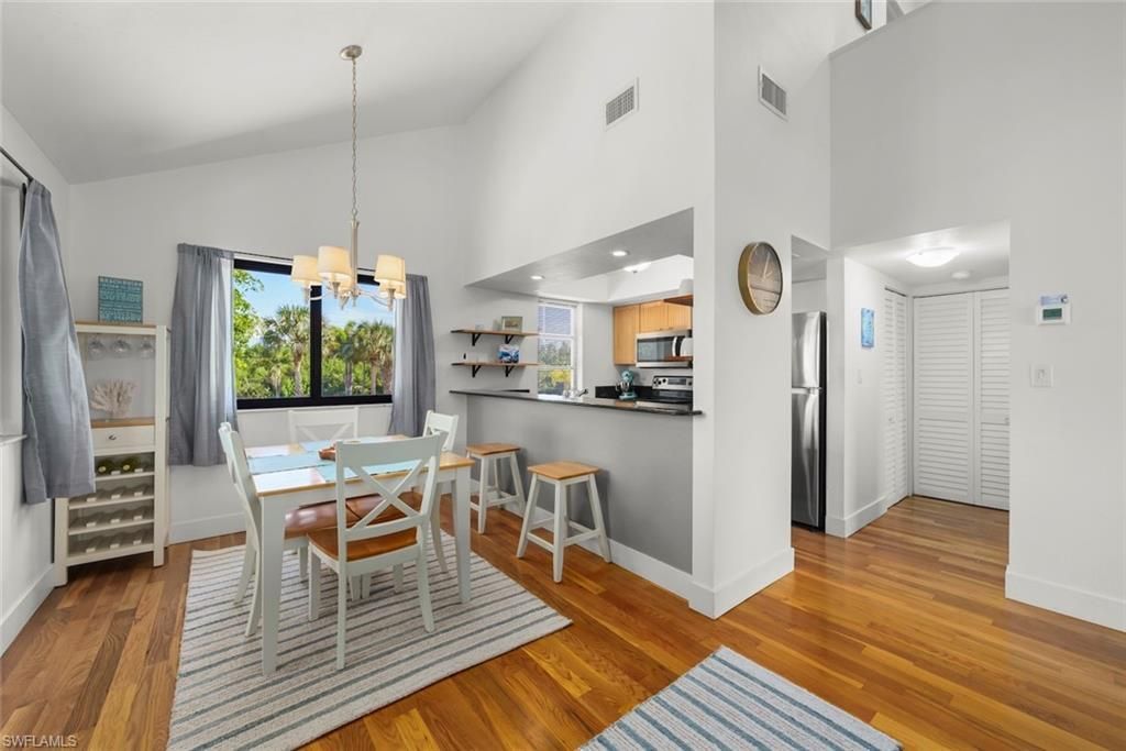 984 Greenwood Ct S, Sanibel, FL 33957 Photo