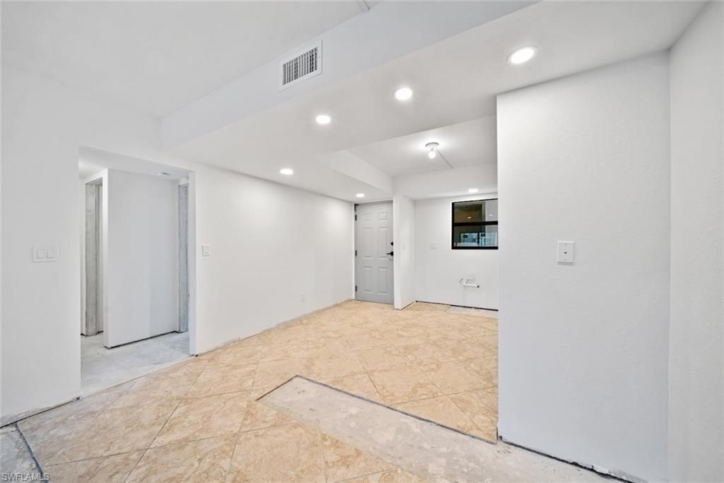 2737 W Gulf Dr, Unit 122, Sanibel, FL 33957 Photo