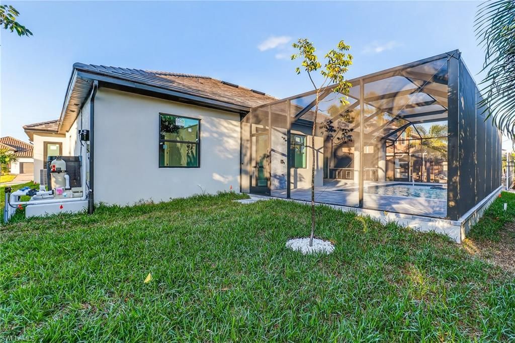 1824 SW 49th Ter, Cape Coral, FL 33914 Photo