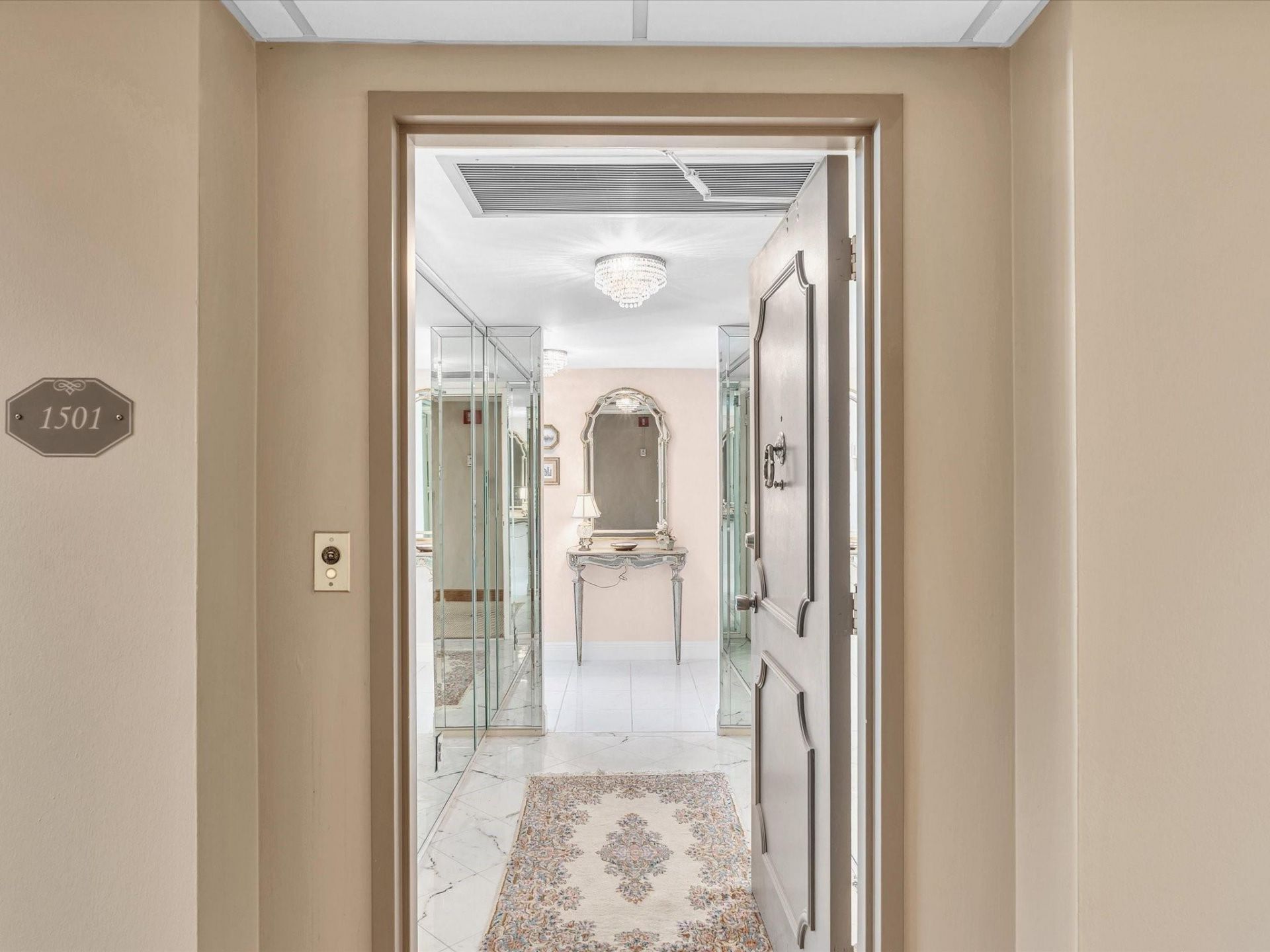 3550 Galt Ocean Drive, Unit 1501, Fort Lauderdale, FL 33308 Photo