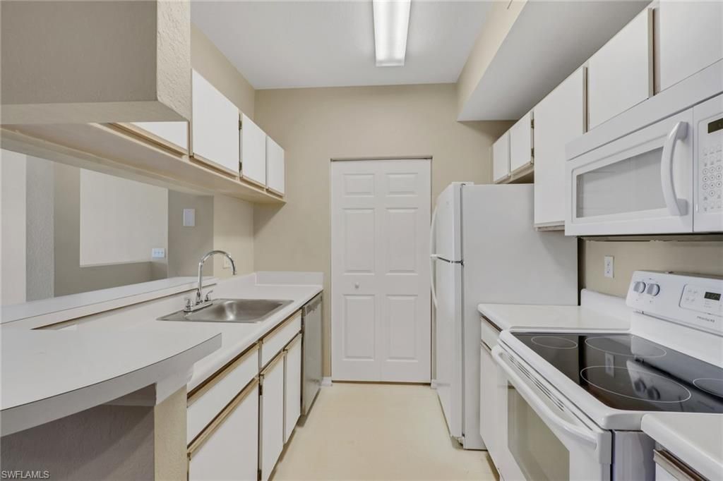 6321 Aragon Way, Unit 206, Fort Myers, FL 33966 Photo