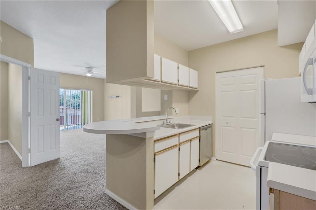 6321 Aragon Way, Unit 206, Fort Myers, FL 33966 Photo