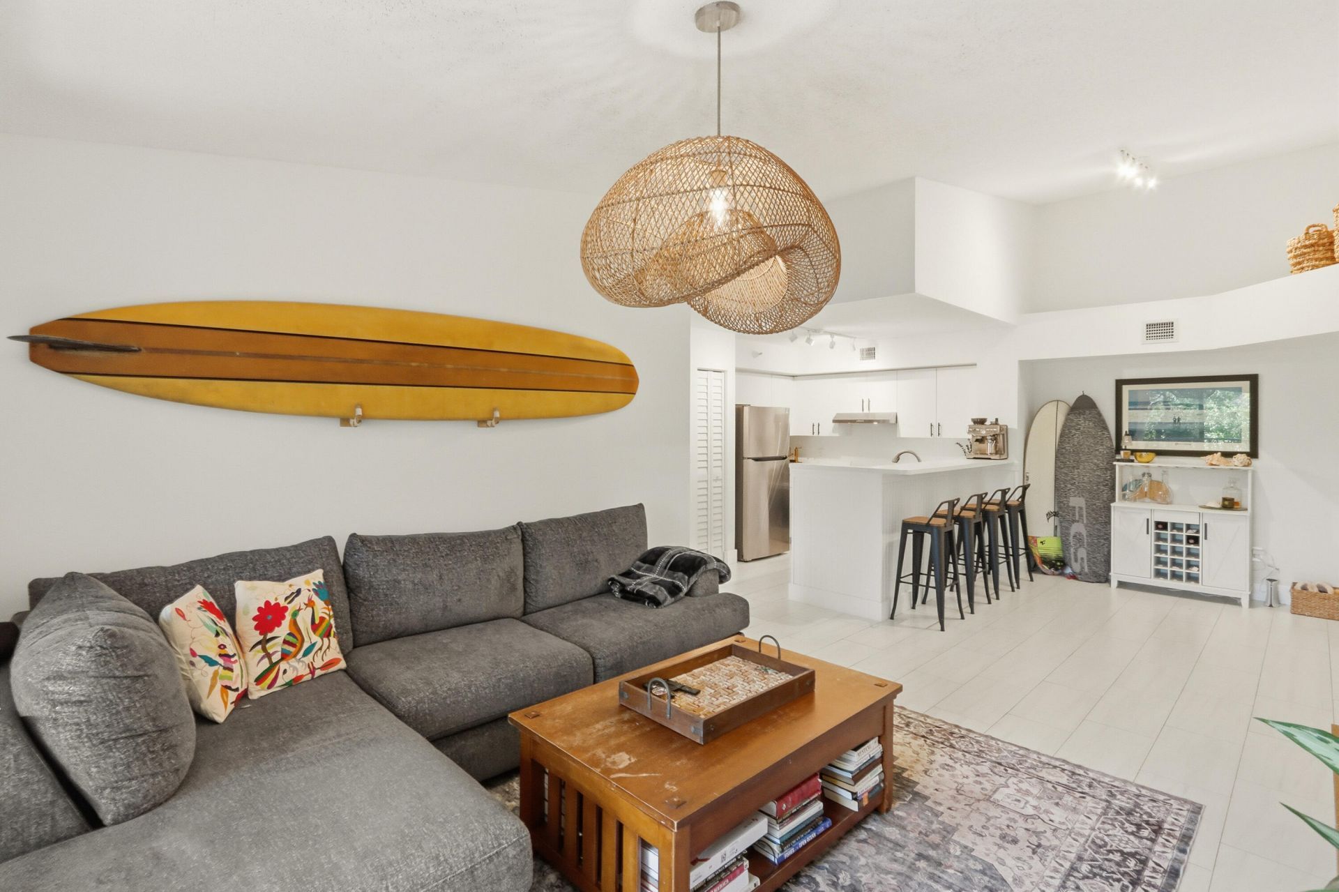 110 Yacht Club Way, Unit 306, Hypoluxo, FL 33462 Photo