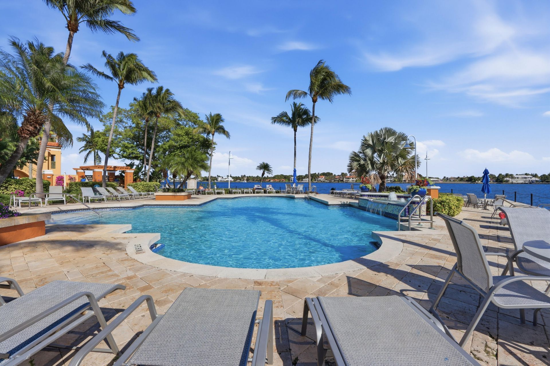 110 Yacht Club Way, Unit 306, Hypoluxo, FL 33462 Photo