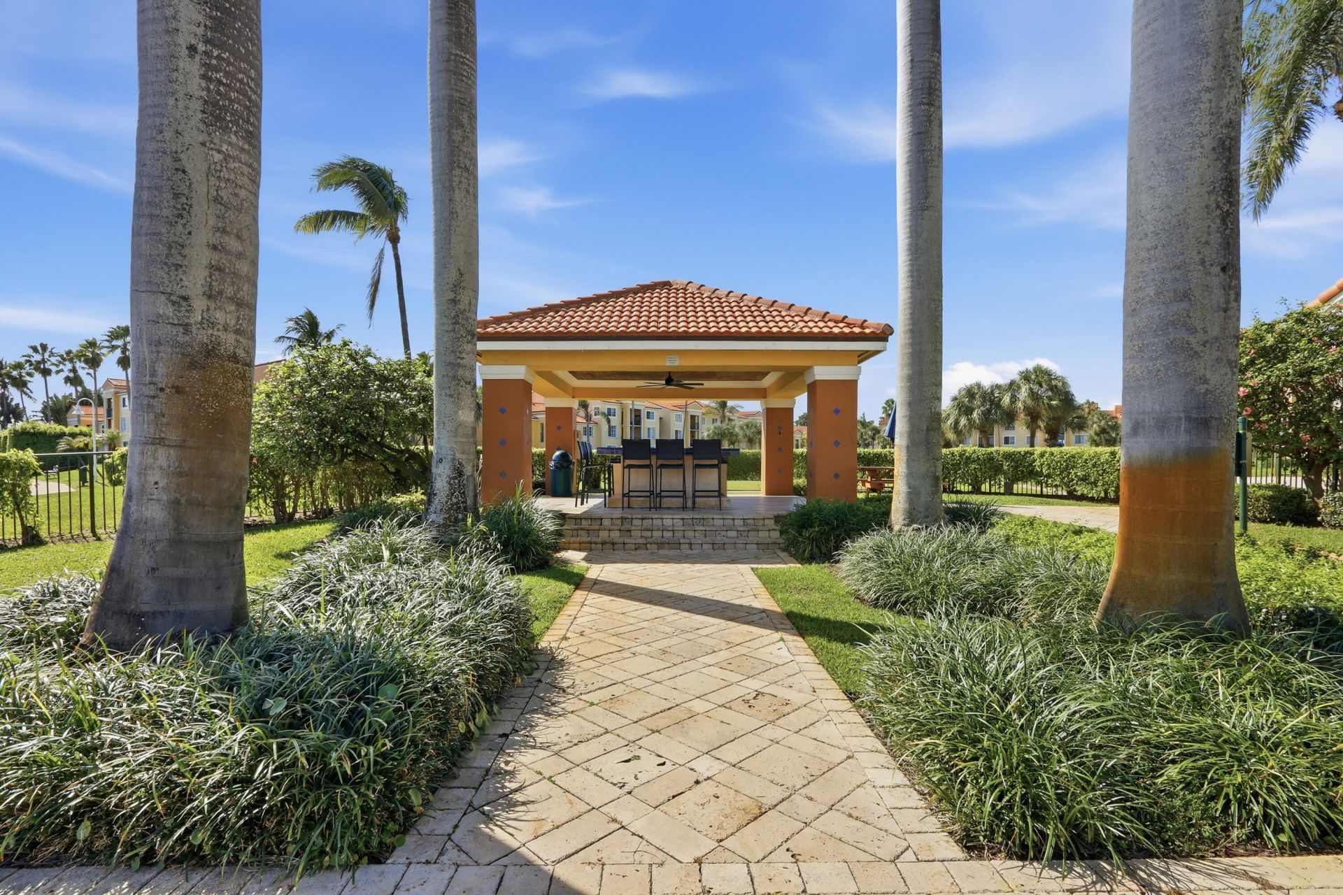 110 Yacht Club Way, Unit 306, Hypoluxo, FL 33462 Photo