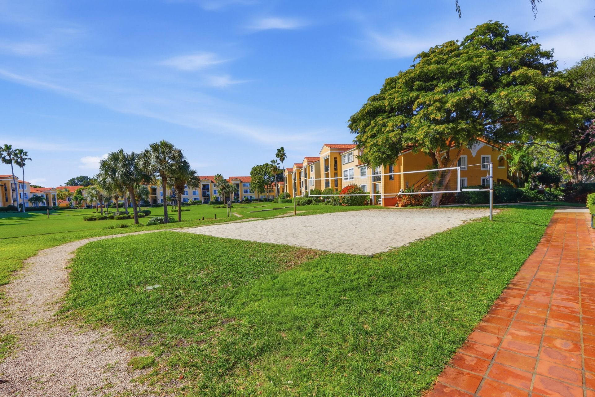 110 Yacht Club Way, Unit 306, Hypoluxo, FL 33462 Photo