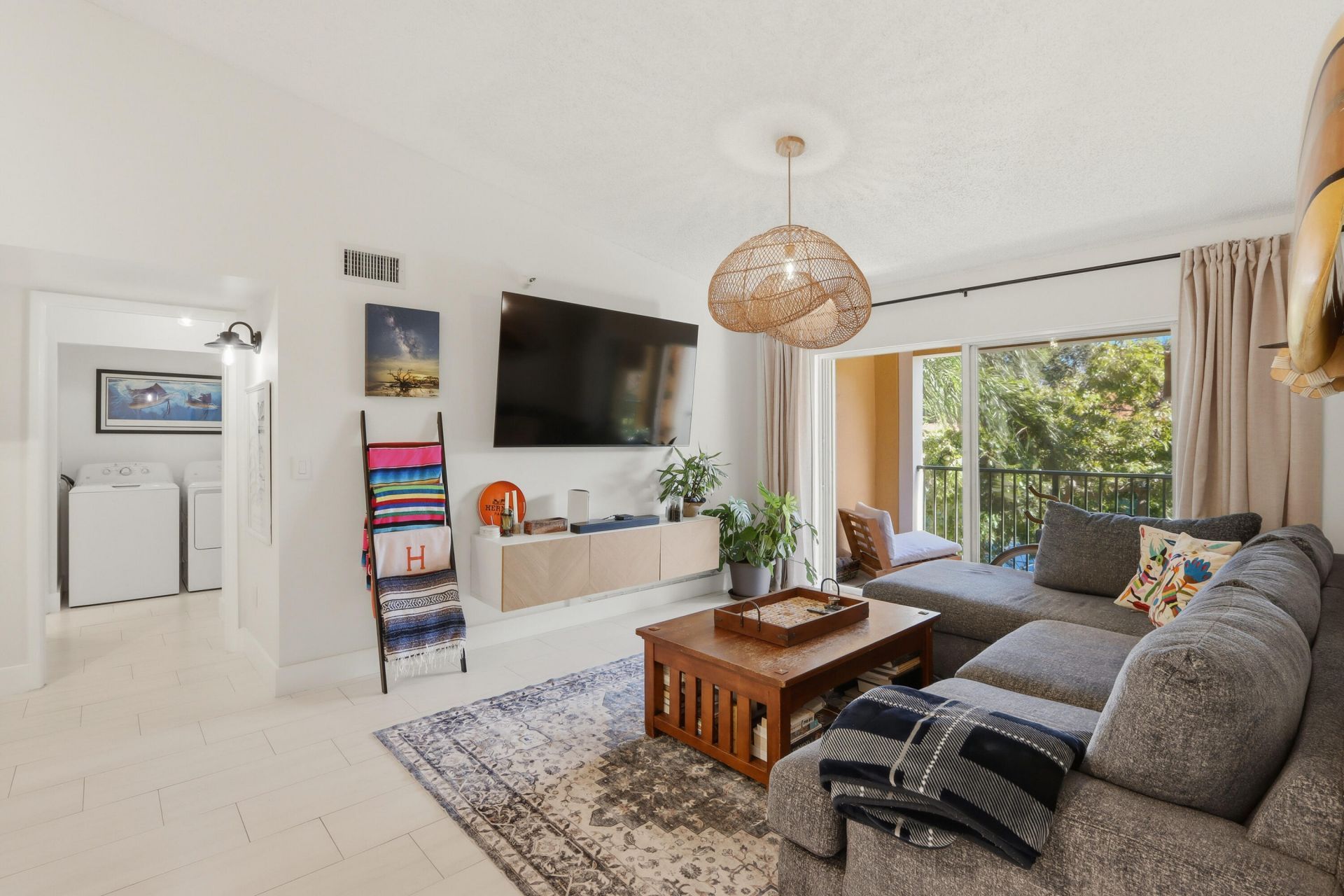 110 Yacht Club Way, Unit 306, Hypoluxo, FL 33462 Photo