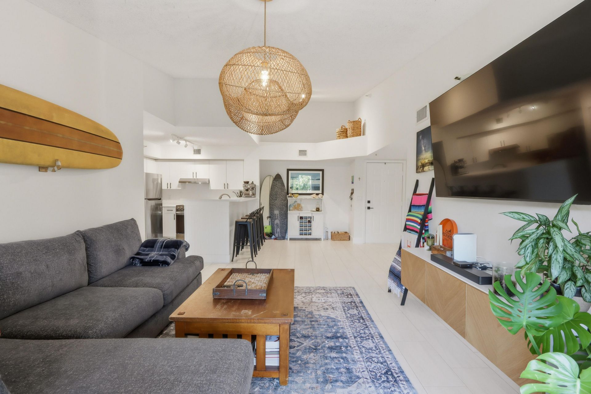 110 Yacht Club Way, Unit 306, Hypoluxo, FL 33462 Photo