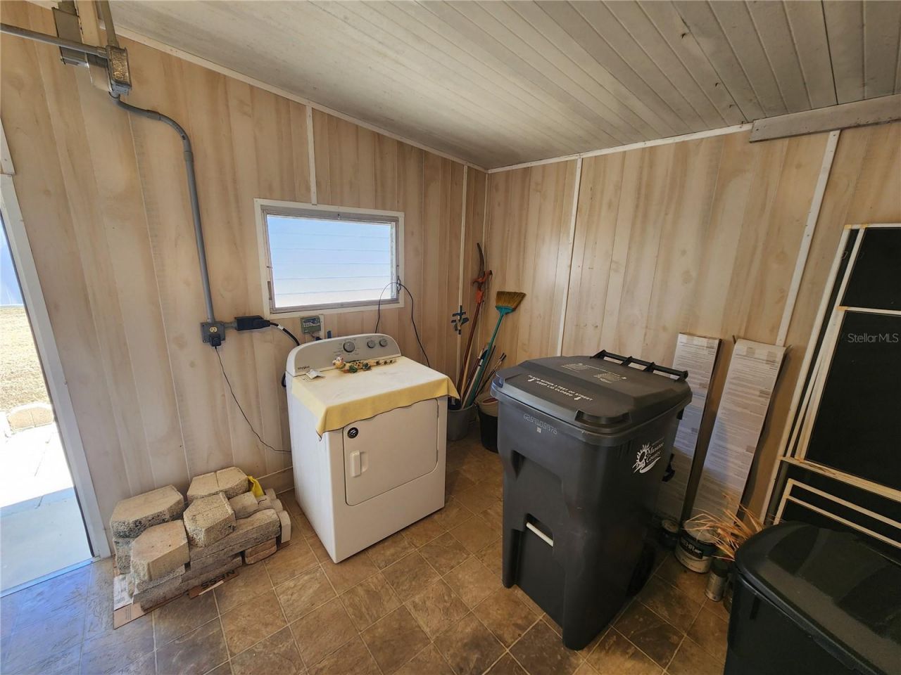 808 53rd Avenue E, Unit 9, Bradenton, FL 34203 Photo