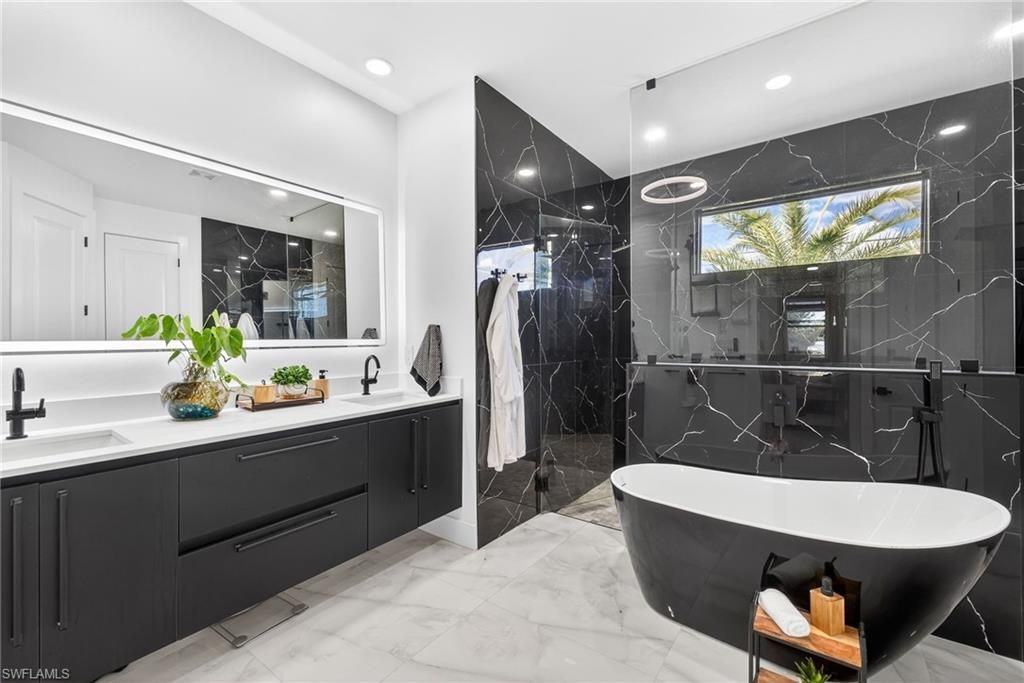 1406 NW 2nd Ter, Cape Coral, FL 33993 Photo