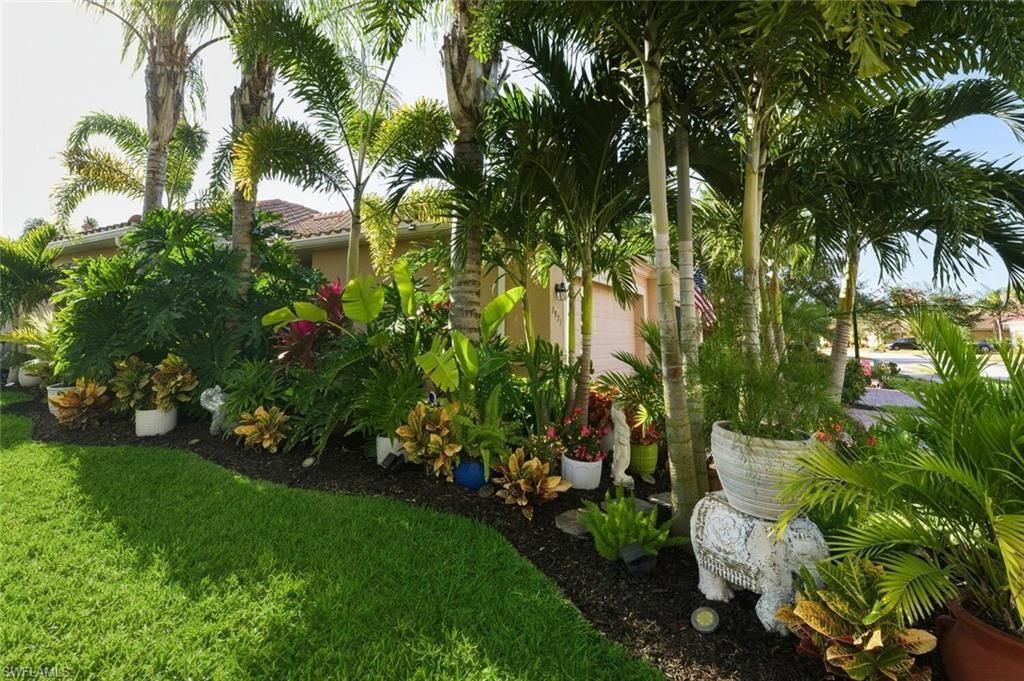 1971 Wellington St, Naples, FL 34120 Photo