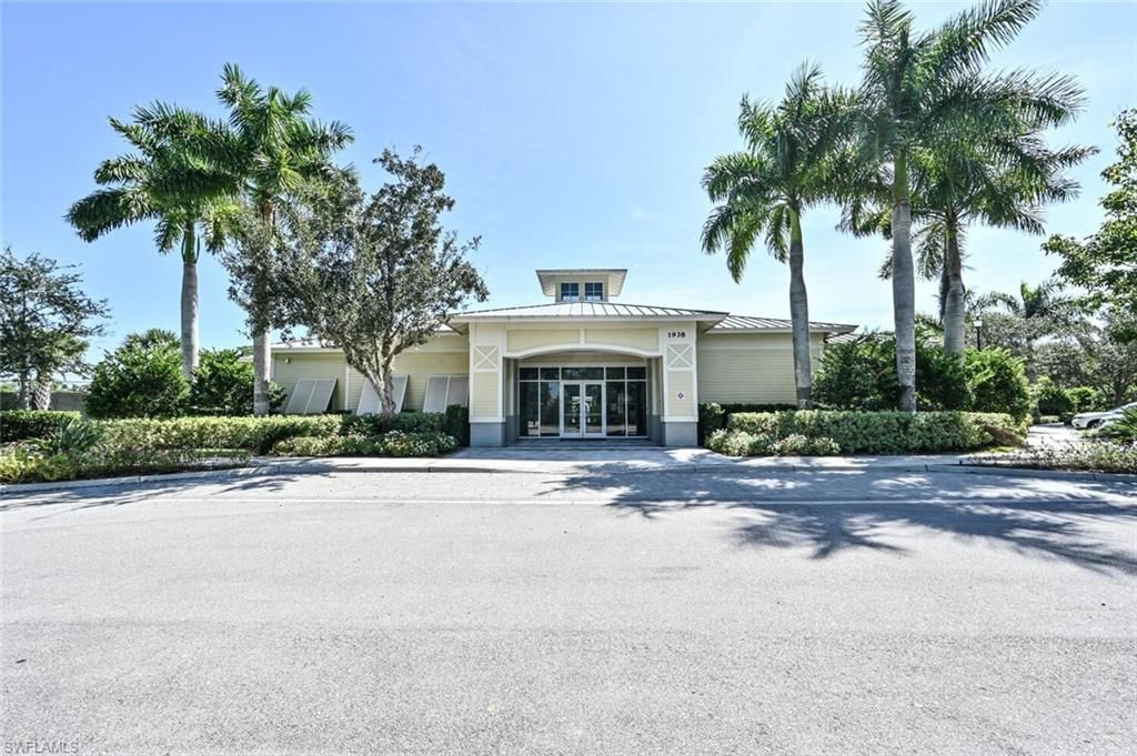 1971 Wellington St, Naples, FL 34120 Photo