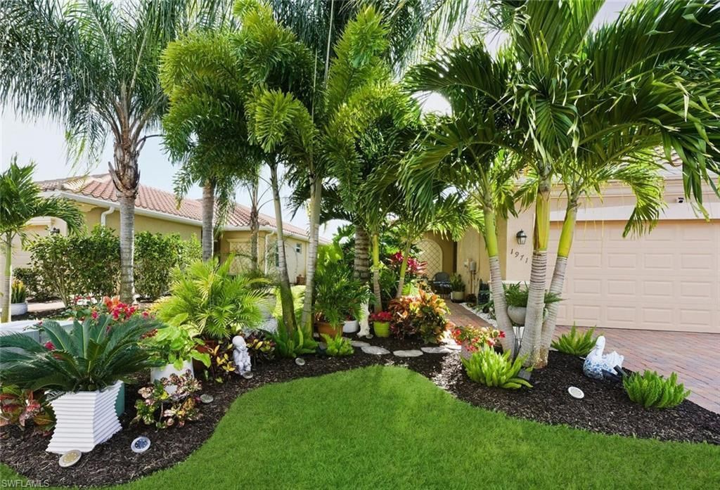 1971 Wellington St, Naples, FL 34120 Photo
