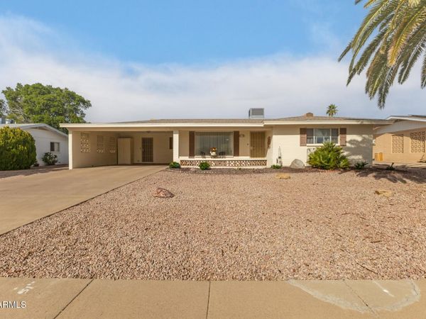 6522 E ADOBE Road, Mesa, AZ 85205
