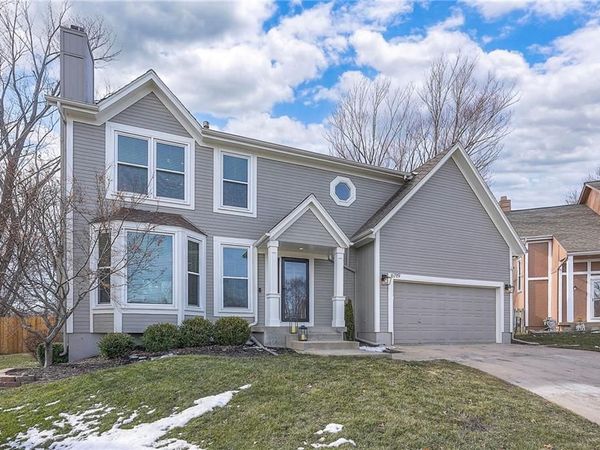 6719 W 147th Terrace, Overland Park, KS 66223