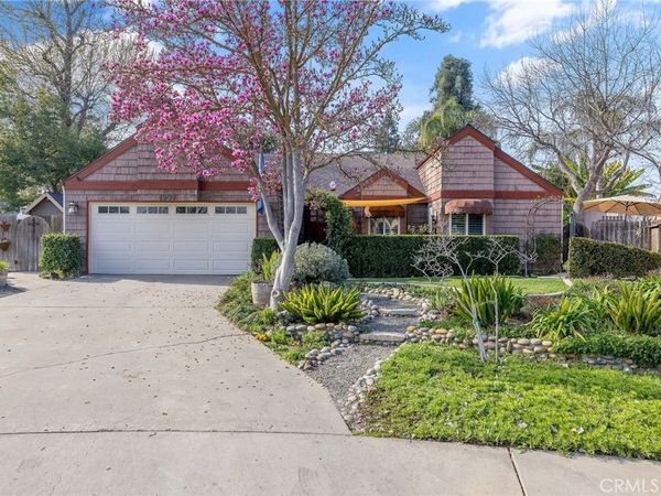 1909 E Andrea Court, Visalia, CA 93292