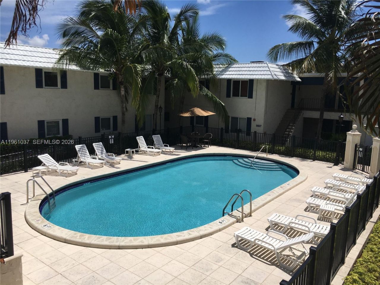 8609 SW 68th Ct , Unit 2, Pinecrest, FL 33143 Photo