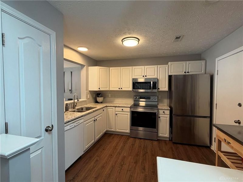 7740 Hackney Circle, Deerfield Township, OH 45039 Photo 4