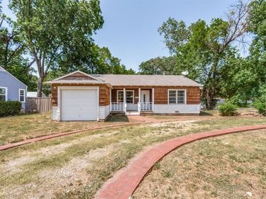 2505 Falls Drive, Dallas, TX 75211