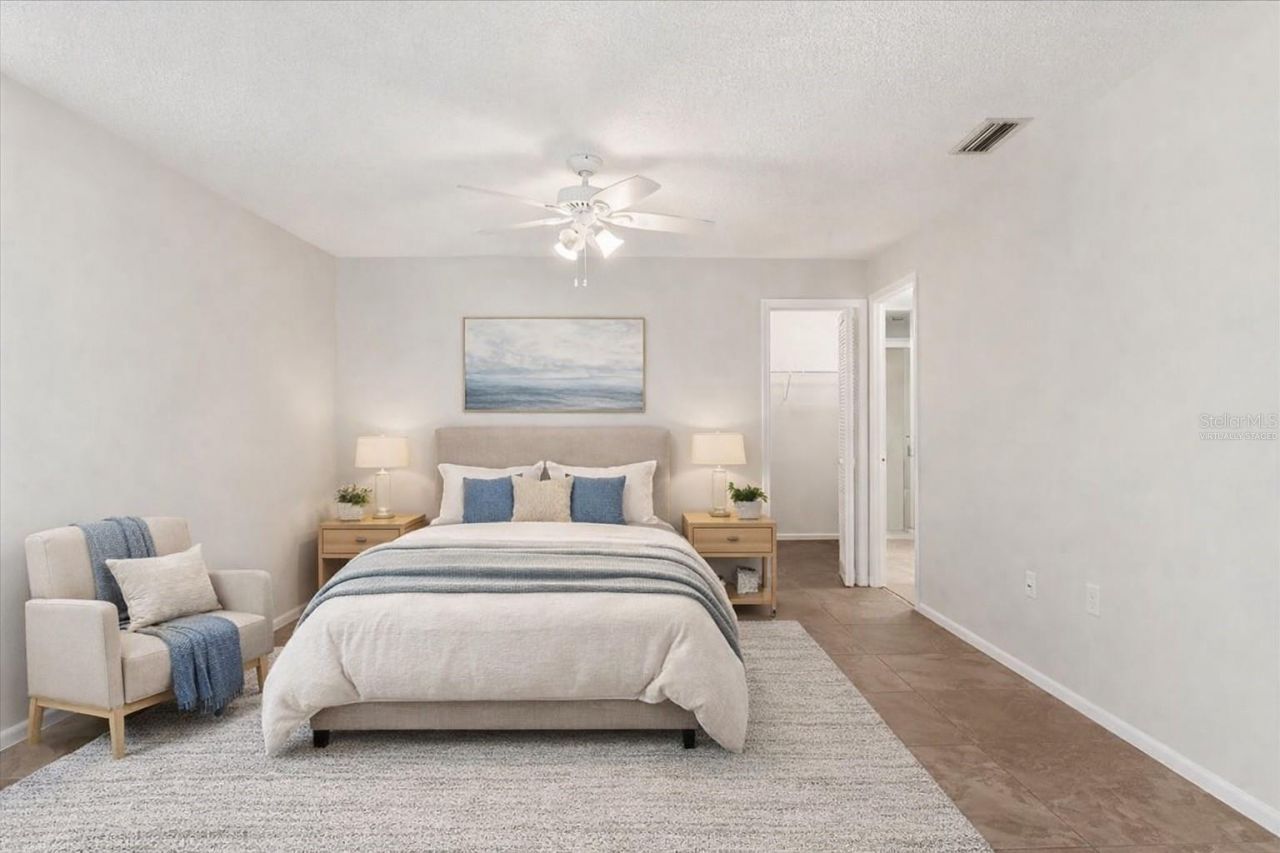 3820 Glen Oaks Manor Drive, Sarasota, FL 34232 Photo