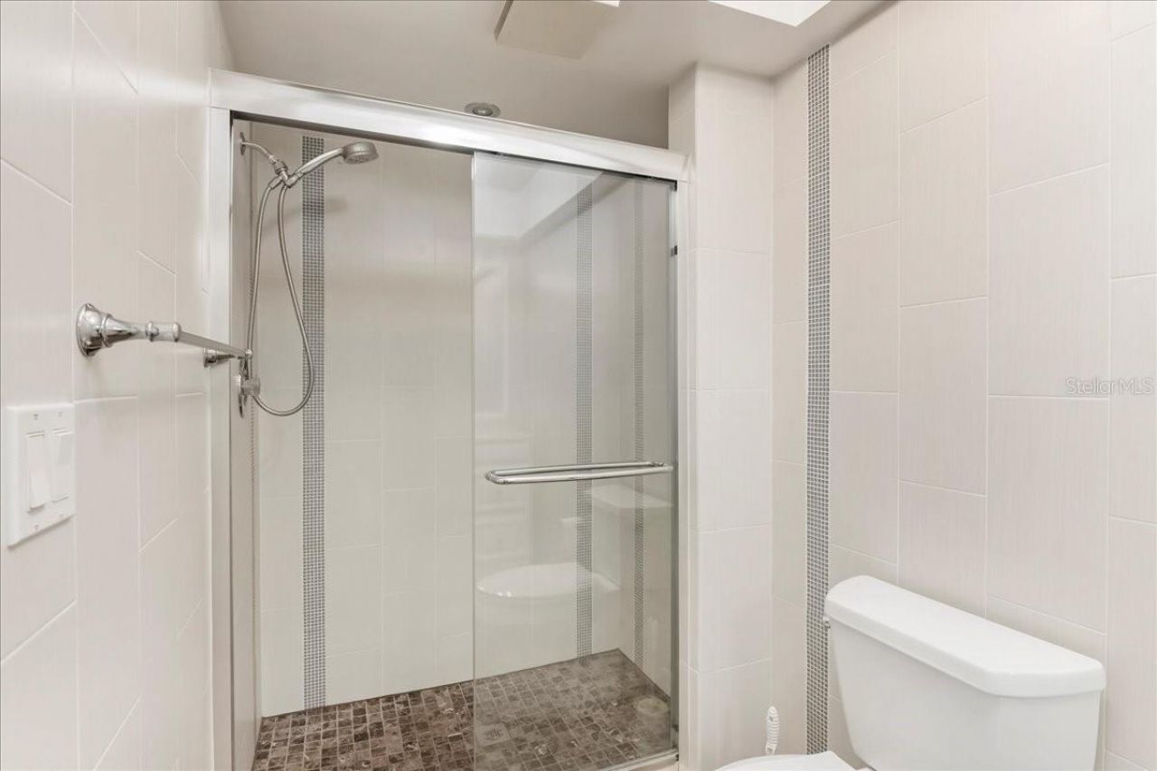 3820 Glen Oaks Manor Drive, Sarasota, FL 34232 Photo