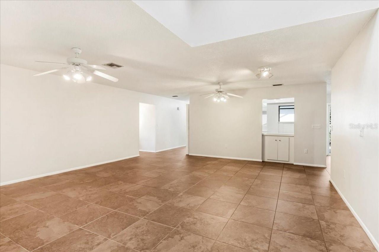 3820 Glen Oaks Manor Drive, Sarasota, FL 34232 Photo