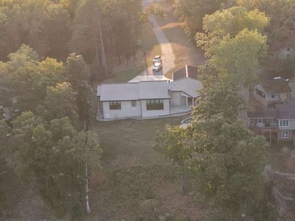 120 Swan Bay Dr, Buchanan, TN 38222